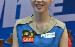 谁看了她的屁屁下载